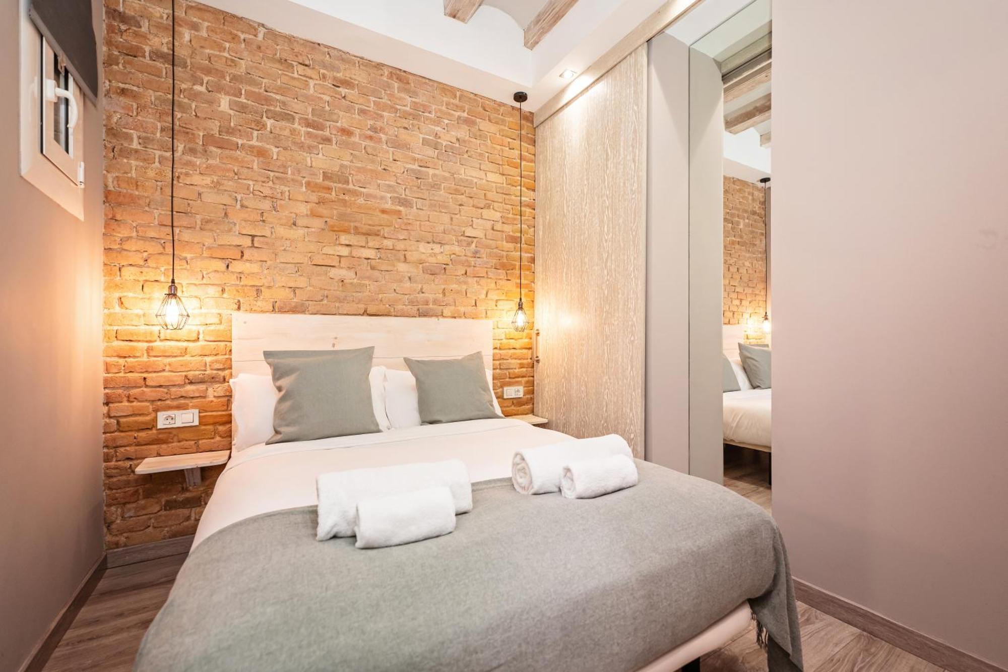 Midtown Luxury Apartments By Sweett Barcelona Room photo
